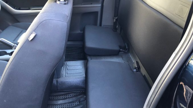 2018 mazda bt-50 freestyle cab rear seats
