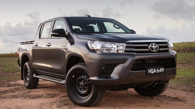 2015 Toyota HiLux 4x4 SR double cab