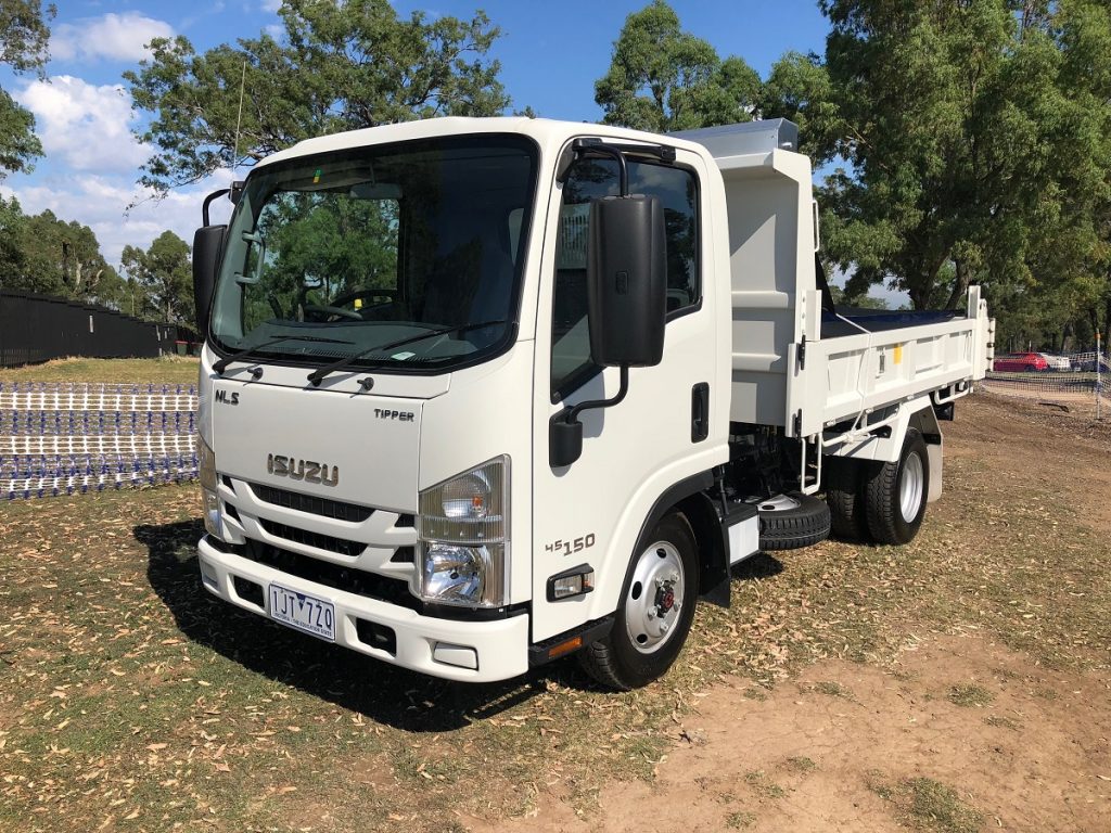 isuzu nls 45-150 tipper