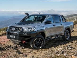 2018 Toyota HiLux Rugged X fromnt