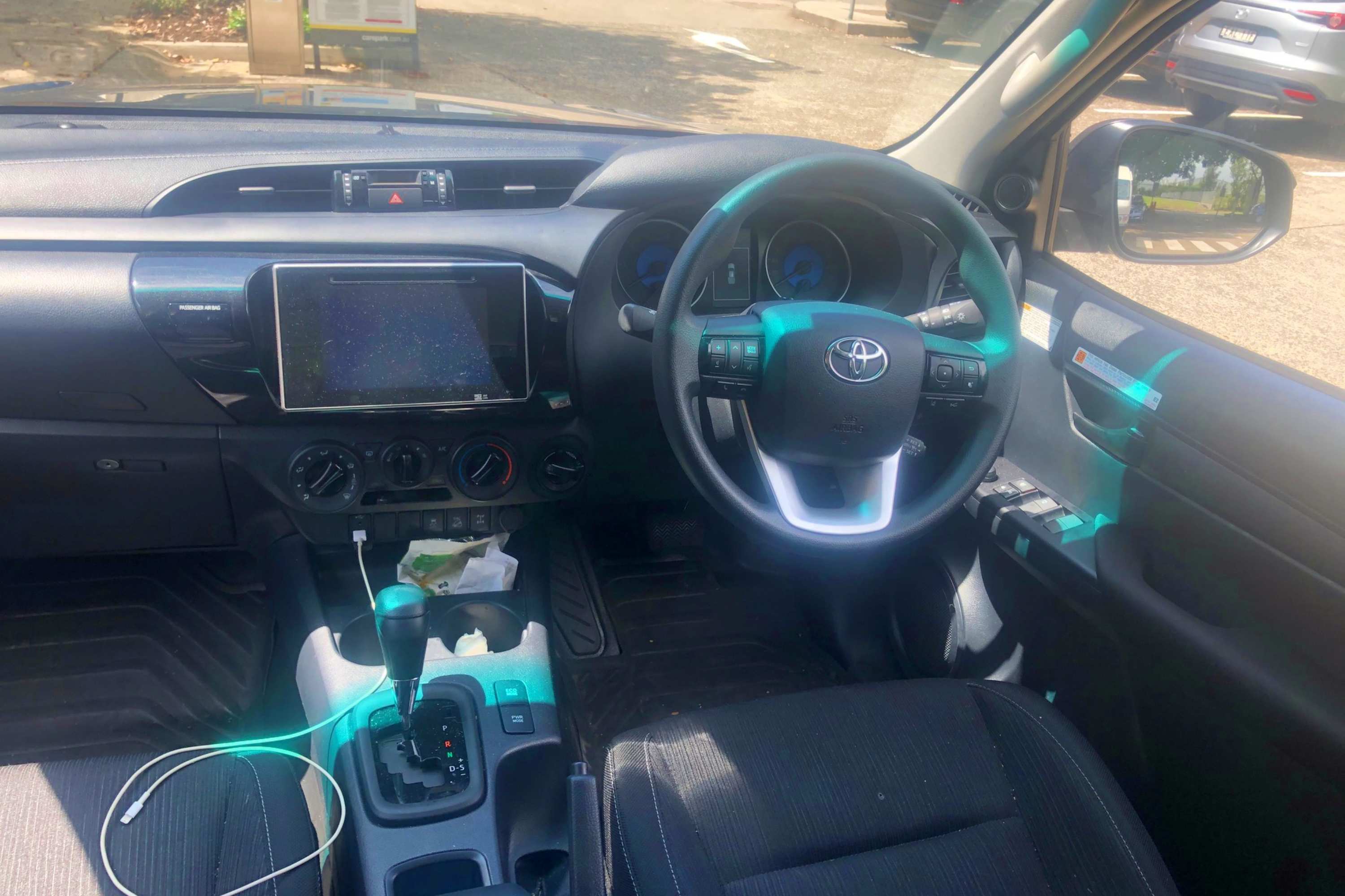 2019 Toyota HiLux 4x4 SR double cab