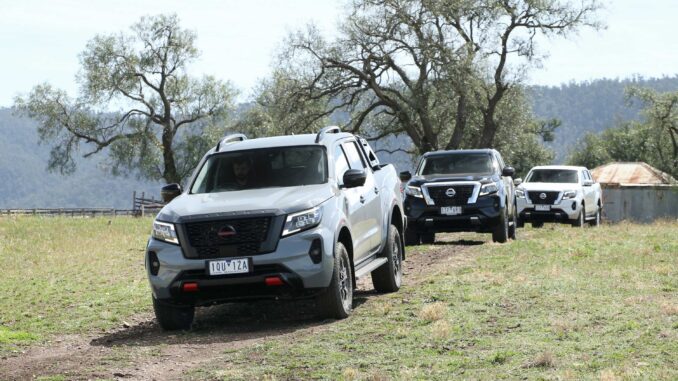 MY21 Nissan Navara - Group Shots (2).JPG