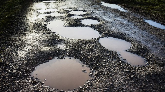 pothole-council_